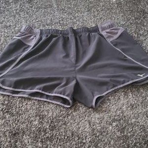 Mizuno shorts